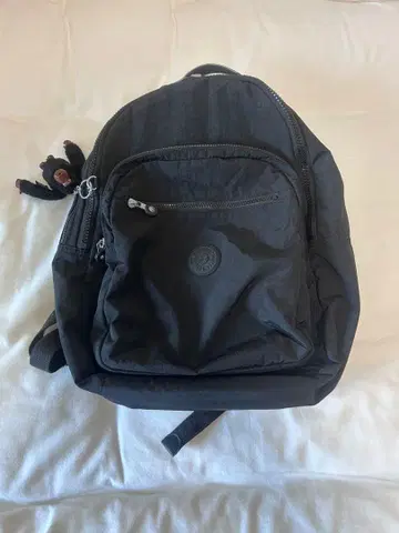 블랙 백팩 고릴라 키링 포함