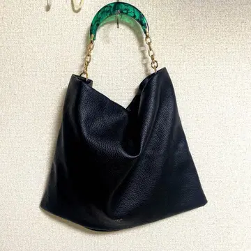 로웰싱스 아크릴 HOBO 숄더백 24SS 블랙