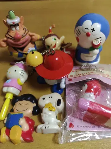 캐릭터 피규어 8개 세트