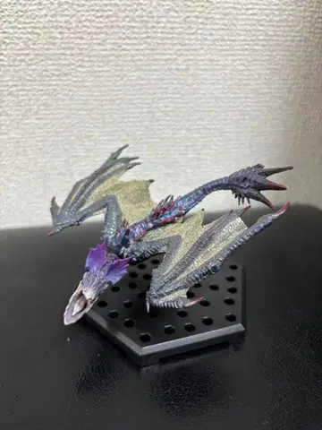 이얀 가루루가 스탠다드 모델 피규어