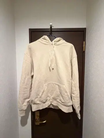 Pvot 베이지 후드티 후드 부착 맨투맨