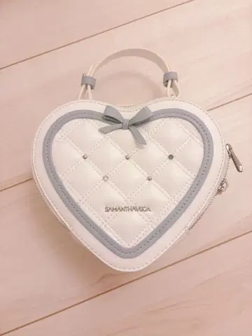 SAMANTHA VEGA 사만사베가 안나 하트 백