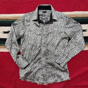 L 사이즈 GILMAC 드레스 셔츠 실버 표범 무늬