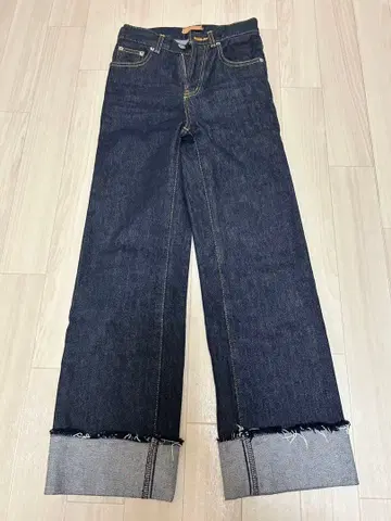 다크 블루 플레어 컷 데님