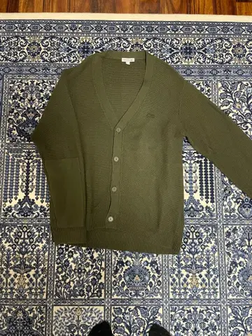 LACOSTE 올리브 V넥 가디건 US L 가격 인하 있음