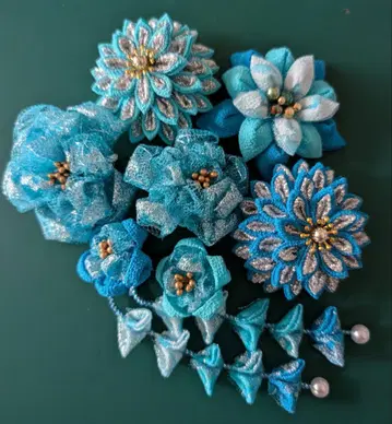 블루 & 실버 머리 장식 쓰미에 카자리