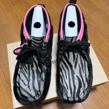 Clarks atoms 클락스 아토모스 왈라비