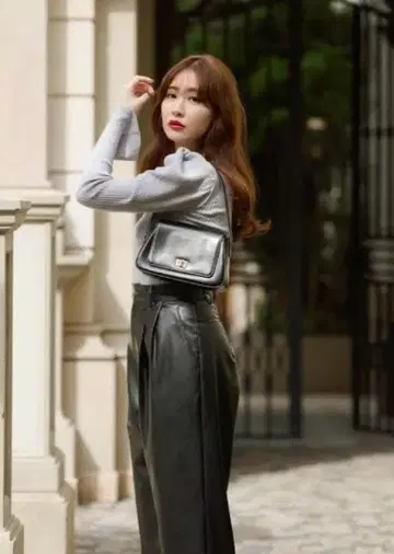 herlipto vegan leather tapered pants