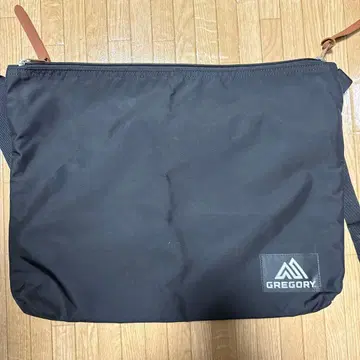 GREGORY 그레고리 이지 메신저 백 블랙