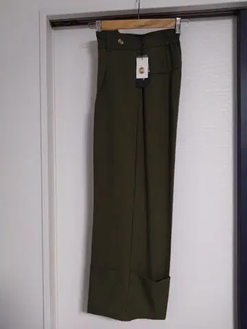 올리브 그린 와이드 팬츠 택 포함 새상품