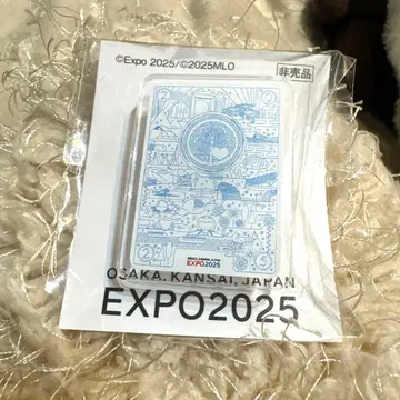 [미야쿠미야쿠] 하우스 한정 핀배지 만박