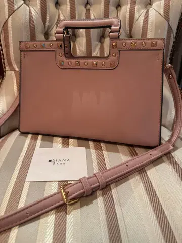 미사용 DIANA 다이애나 스터드 숄더백 핑크 백 인 백 포함