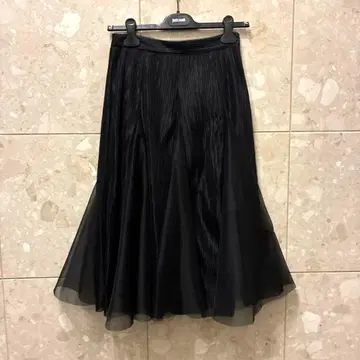 새상품 미사용 큐트 플레어 스커트