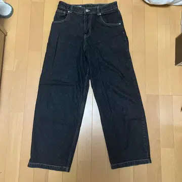 ZARA 블랙 데님 팬츠