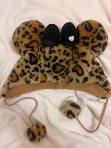 [ 새상품급 ] 레오파드 무늬 미키 퍼 캡