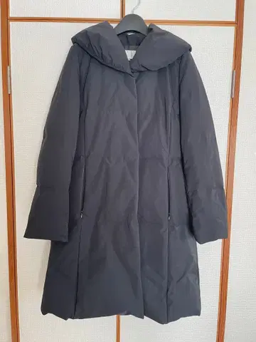 M-PREMIER COUTURE 블랙 다운 롱 코트 36