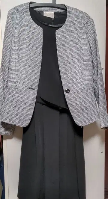 EMMA JAMES 세레모니 수트 3세트 사이즈 9 그레이 계열