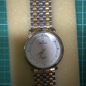 Junghans 쿼츠 손목시계 218432