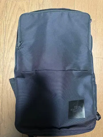 THE NORTH FACE 셔틀 시리즈 블랙 백팩