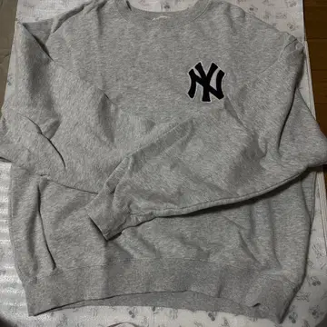 FREK'S STORE 뉴욕 양키스 맨투맨