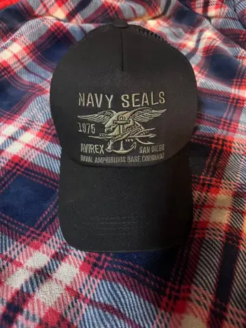 AVIREX 네이비 실스 메쉬 캡