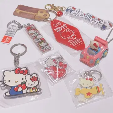 헬로키티 키링 7개 세트 레트로