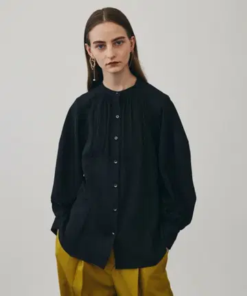 UNITED TOKYO 로상주 슬리브 블라우스 새상품급