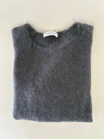 투모로우랜드 모헤어 혼방 크루넥 니트