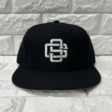 [ 미사용 ] SILHOUETTE*블랙 로고 자수 스냅백 캡 실루엣