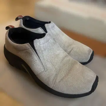 MERRELL 그레이 스웨이드 스니커즈