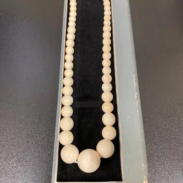 아이보리 비즈 목걸이