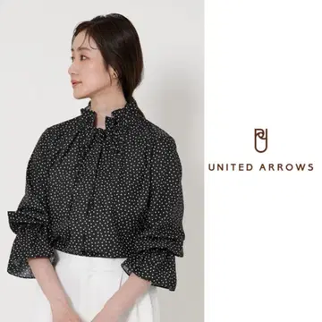 2025 AW UA 프릴 칼라 플레어 슬리브 블라우스 도트