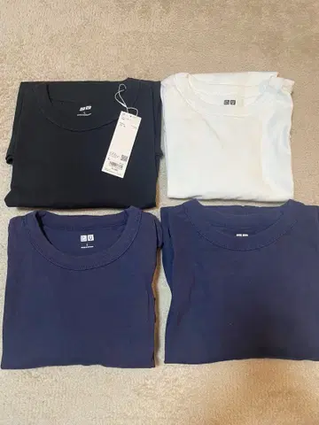 UNIQLO U 티셔츠 L 사이즈 4장 세트