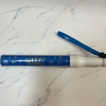 M!LK 시오자키 타이치 단색 응원봉