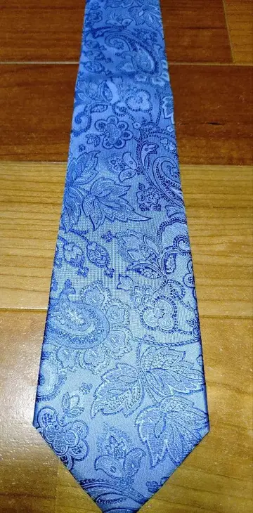 새상품 트랜스컨티넨츠 페이즐리 무늬 넥타이