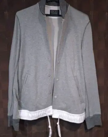 투모로우랜드 BLUE WORK 그레이 디자인 아우터