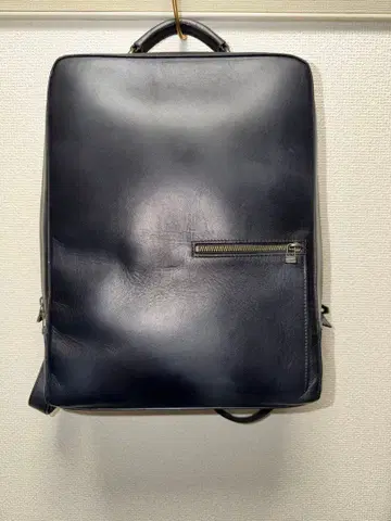 앤티크 스퀘어 백팩