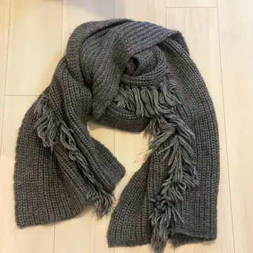 ALTEA 프린지 그레이 니트 머플러