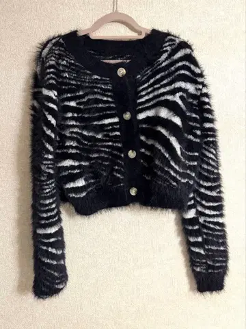 제브라 패턴 니트 가디건 y2k