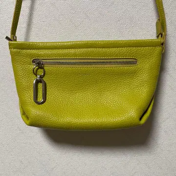 페신샤 라임 그린 가죽 숄더백