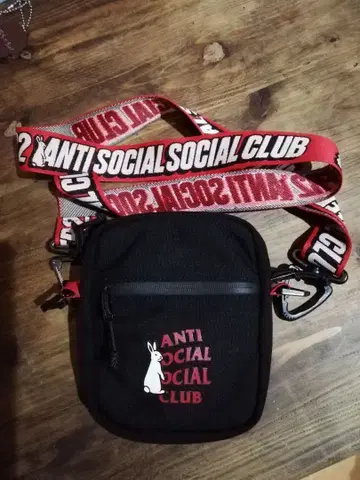 fr2 x ANTI SOCIAL SOCIAL CLUB 숄더백