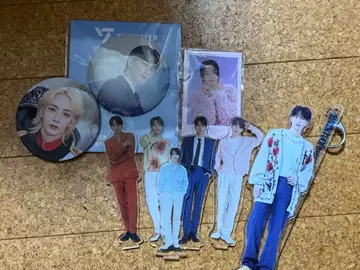 정한 캔뱃지/아크릴 스탠드 묶음 판매