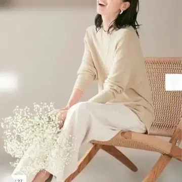 새상품급 미사용 택 포함 23구 워셔블 울 블렌드 돌먼 니트