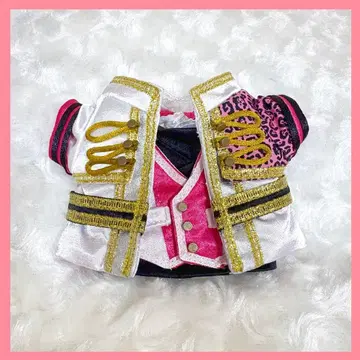 미치에다 슌스케 나니와단시 라키보 의상 옷