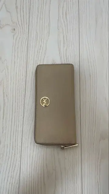 Michael Kors 장지갑 베이지