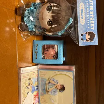 CUTIESTREET 우메다 미유 굿즈 묶음 판매