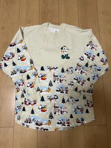 디즈니 크리스마스 스피릿 저지 미키