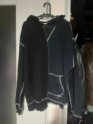 JieDa 비대칭 후드티