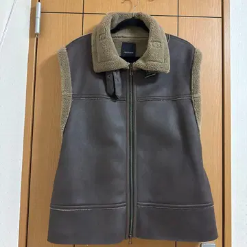 JEANASIS 브라운 베스트