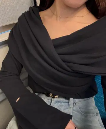 택 포함 새상품 Thevon 크로스넥 2WAY 티셔츠 블랙 S